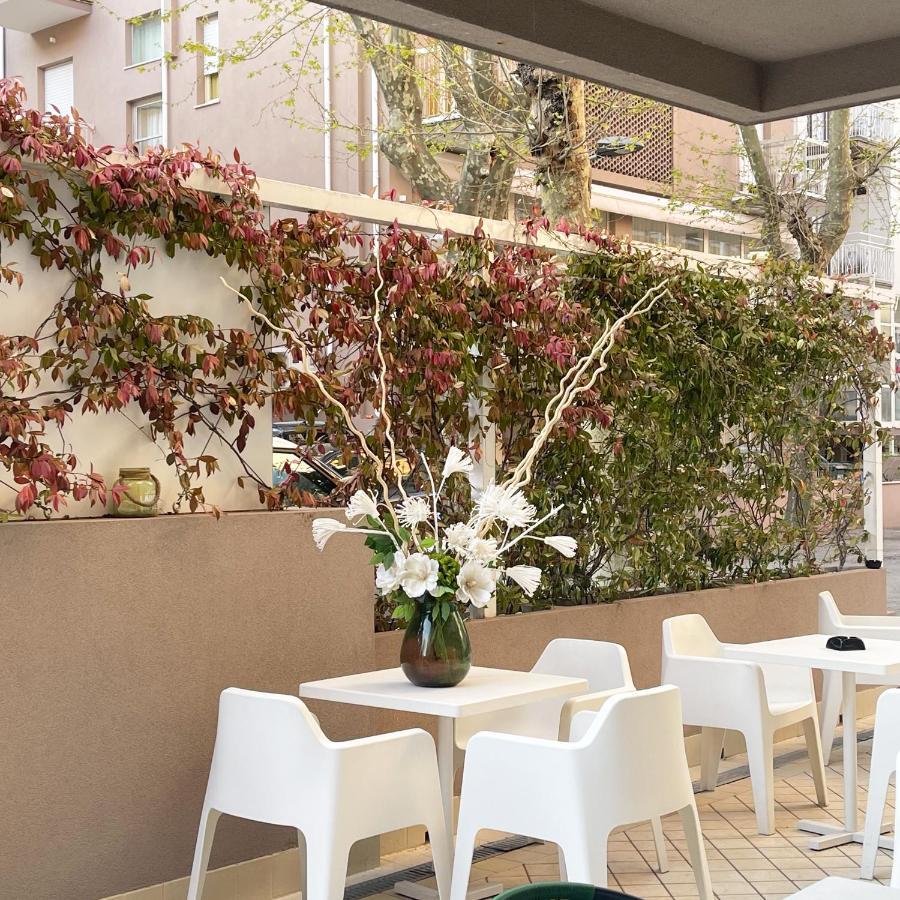 Hotel Little Rimini Esterno foto