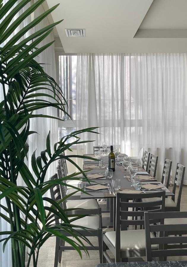Hotel Little Rimini Esterno foto